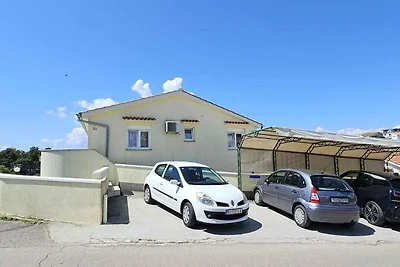 Studio in ruhiger Lage mit Balkon