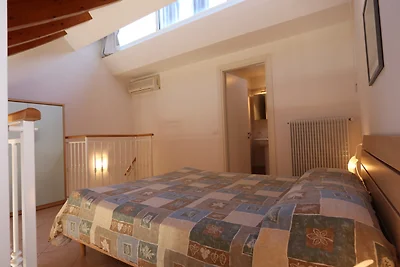 Ferienwohnung mit Klimaanlage und Balkon