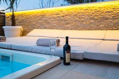 Ferienwohnung mit Balkon und Pool