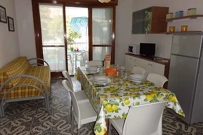 Ferienwohnung nahe dem Meer mit Klimaanlage u