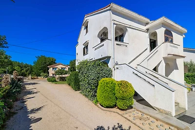 Gemütliches Studio Dragica mit Meerblick auf 