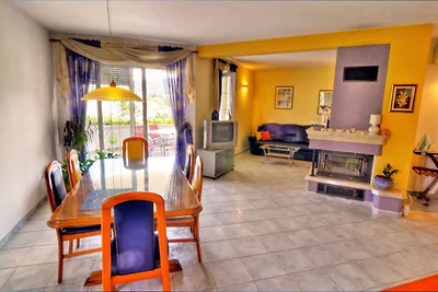 Ferienwohnung mit Balkon und Meerblick