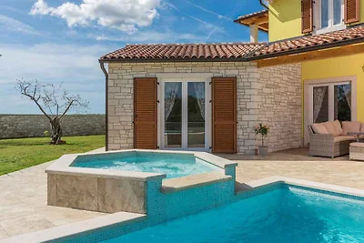Villa mit Privatpool