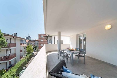 Ferienwohnung mit Klimaanlage und Balkon