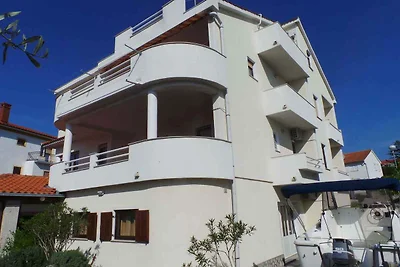 Ferienwohnung mit Grill, Garten, Klimaanlage 