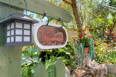 Studio mit Klimaanlage, WLAN und einer Terras