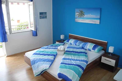 Ferienwohnung mit Klimaanlage & Meerblick