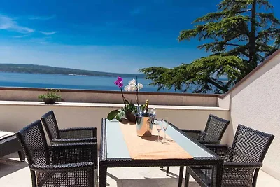 Ferienwohnung mit Klimaanlage und Meerblick