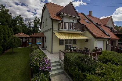 Ferienhaus mit geheiztem Aussenpool, Klima, P