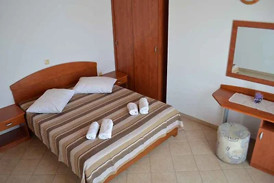 Ferienwohnung mit 20 qm Terrasse