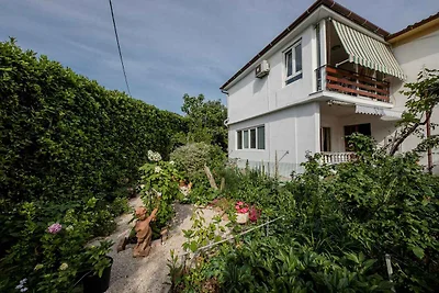 Schöne Wohnung auf der Insel Rab, nur 150 m v