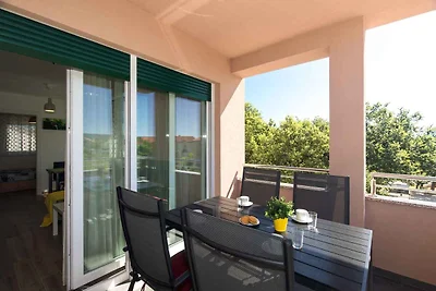 Ferienwohnung mit Balkon und Klimaanlage