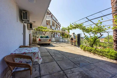 Studio mit Terrasse und Klimaanlage