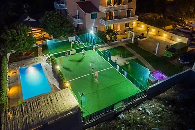 Ferienwohnung Unterkunft mit Pool