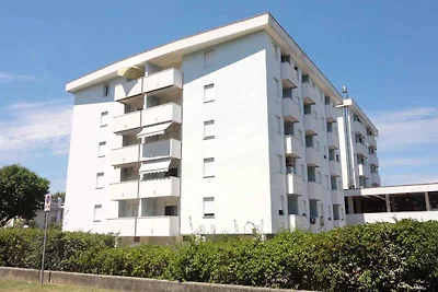 Ferienwohnung 100 m von Strand