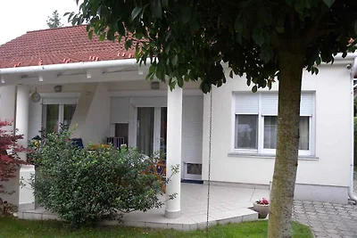 Ferienhaus mit Terasse