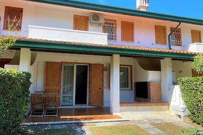 Ferienwohnung mit Garten und Aussenpool