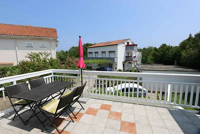 Ferienwohnung mit Klimaanlage und Balkon