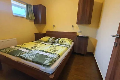Ferienwohnung mit moderner Einrichtung nur 12