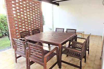 Ferienwohnung mit grossem Garten in ruhiger