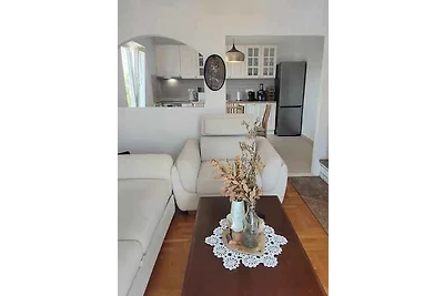 Charmante Ferienwohnung Anea in Marina mit Ba