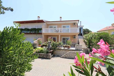 Ferienwohnung mit Terrase und Klimaanlage