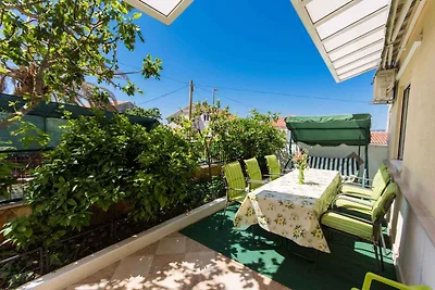 Appartamento Vacanza con famiglia Okrug Gornji