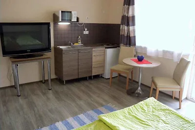 Studio kinderfreundlich mit Internet und