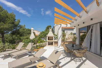 Moderne Ferienvilla Sullago mit Seeblick und 