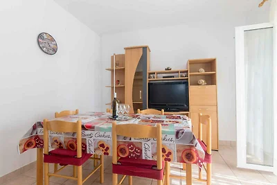 Ferienwohnung mit Klimaanlage, Balkon und Mee