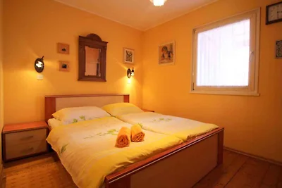 Bungalow mit schönem Garten und Klimaanlage