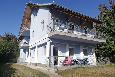 Ferienwohnung im Erdgeschoss mit Terrasse