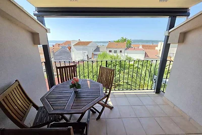 Ferienwohnung mit Garten und Klimaanlage