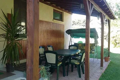 Ferienwohnung mit Pool und Internet
