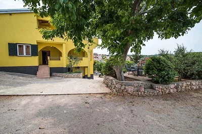 Ferienwohnung mit Terrasse und Klimaanlage