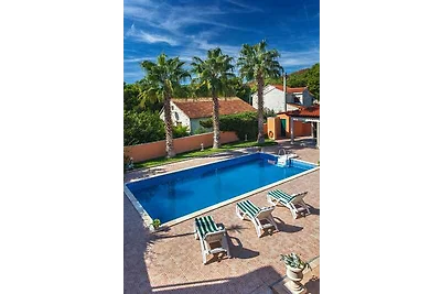 Vakantiehuis Ontspannende vakantie Sumartin