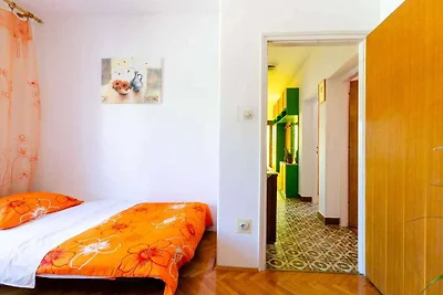 Ferienwohnung mit Internet, Klimaanlage und B