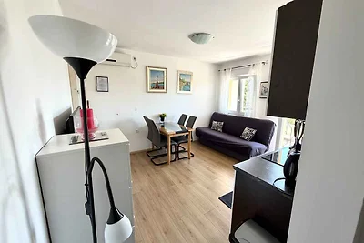Ferienwohnung modern mit Balkon
