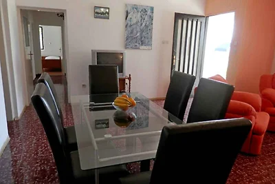 Ferienwohnung mit Klimaanlage und Terrasse