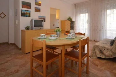 Ferienwohnung mit Klimaanlage und Balkon