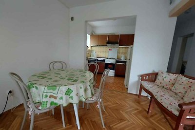 Ferienwohnung mit Terrasse und Grill