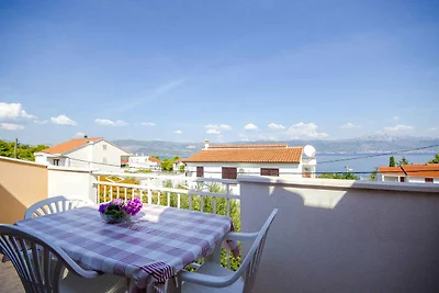 Ferienwohnung mit Balkon und Meerblick
