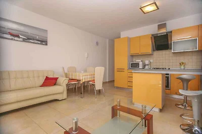 Ferienwohnung mit schönem Balkon, Klimaanlage