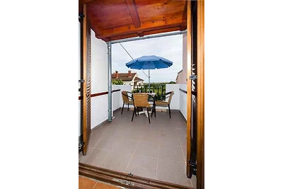 Ferienwohnung mit 6 qm Terrasse