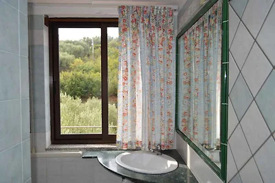 Ferienwohnung mit Terrasse und Meerblick