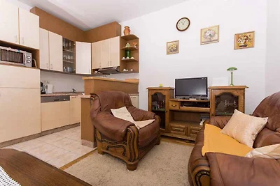 Appartamento Vacanza con famiglia Okrug Gornji