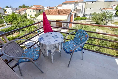 Ferienwohnung mit Balkon und Grill