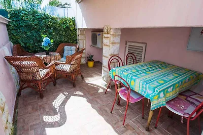 Ferienwohnung mit Terrasse und Klimaanlage