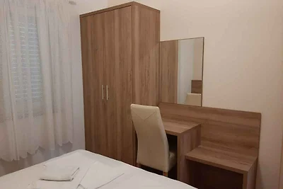 Appartamento Vacanza con famiglia Novalja