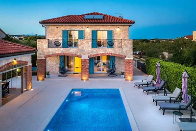 Elegante Villa Batana in Sukošan – Mediterran